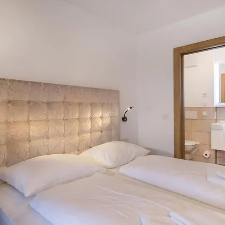 Nationalpark Gamsmutter Neukirchen am Großvenediger